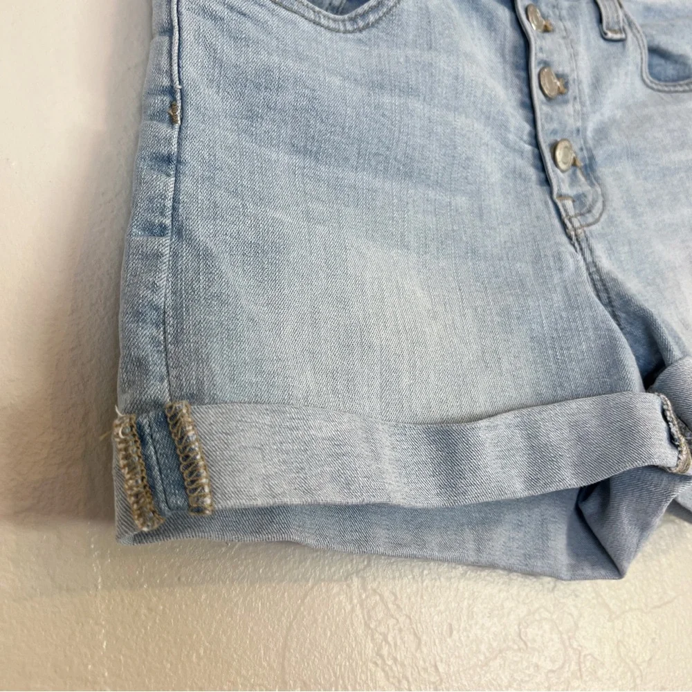 ✖️SOLD✖️•J.CREW• Button Front High Rise Denim Shorts L4673 Size 25 - Picture 3 of 10
